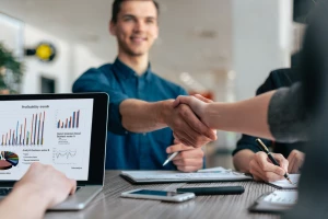 Outsourcing środowiskowy dla firm: Klucz do zrównoważonego rozwoju i efektywności